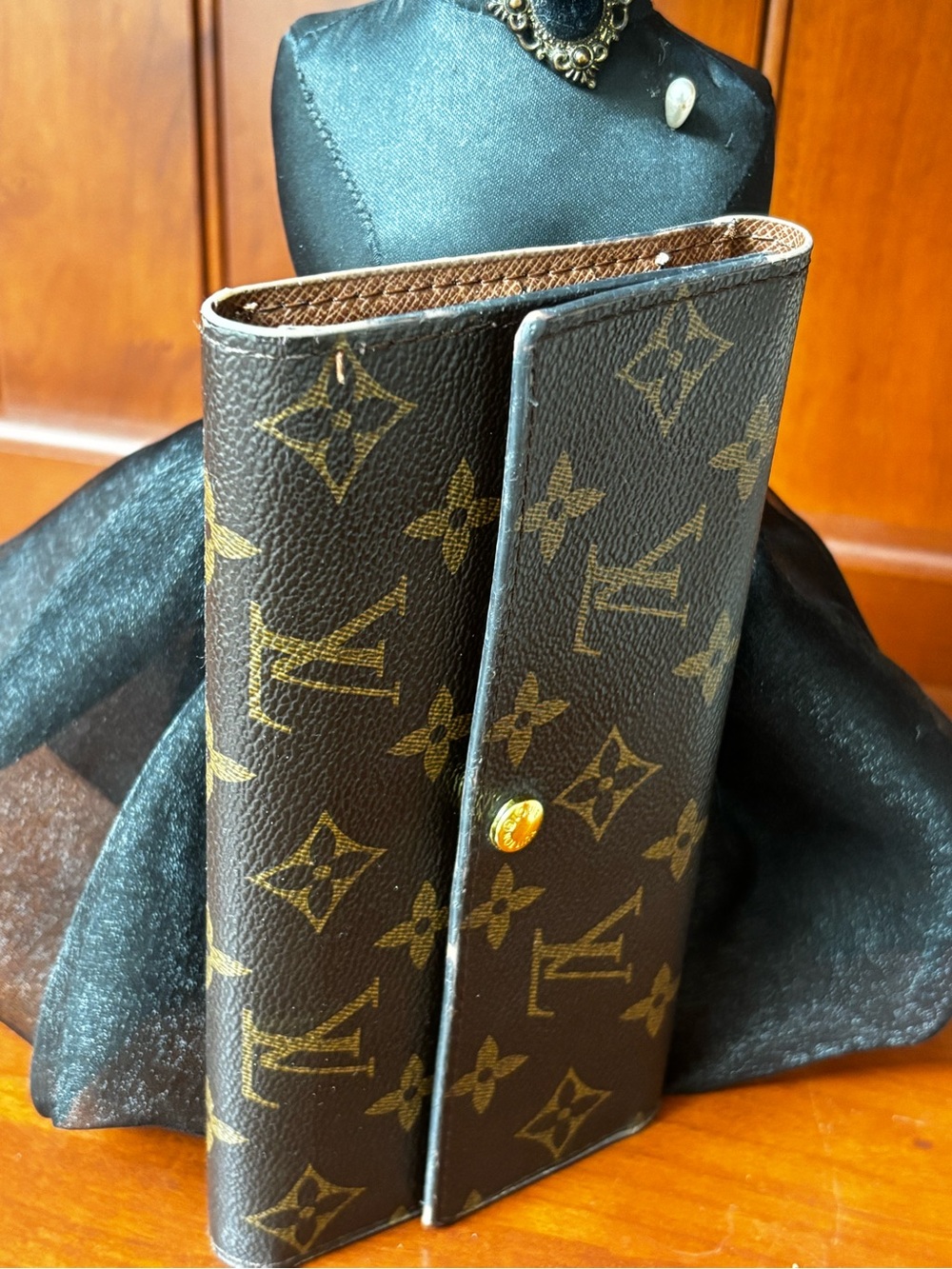 VTG Louis Vuitton Brown Monogram Canvas Small Wallet - Picture 7 of 11